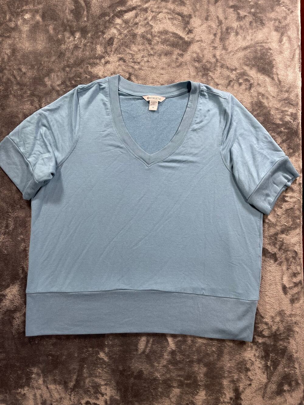 Athleta Plus Size 1X Tencel Modal Cropped Sweatshirt Pullover V-Neck Baby Blue